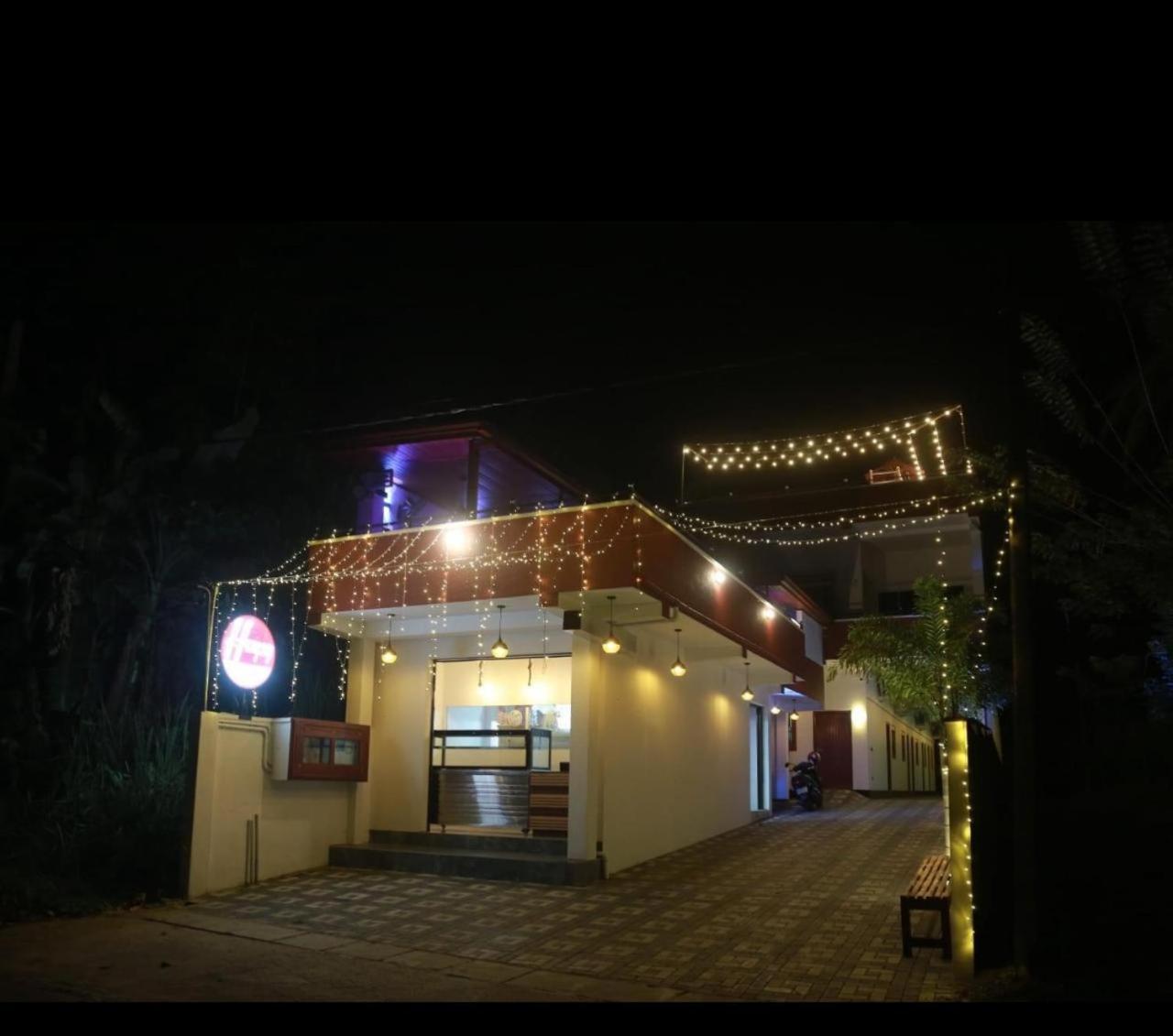 Harumalgoda Hotel Sunny Cloud מראה חיצוני תמונה